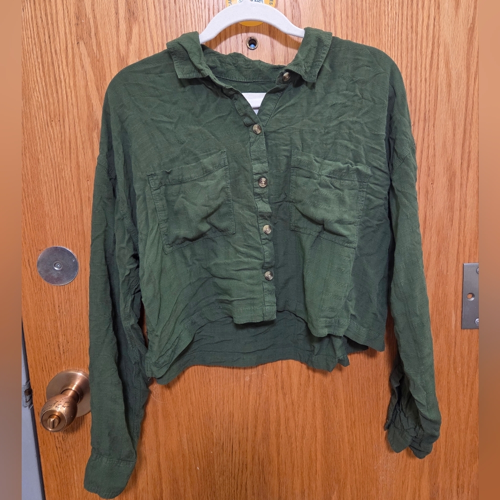 Aeropostale Olive Green Cropped Button-Up Shirt Size XL